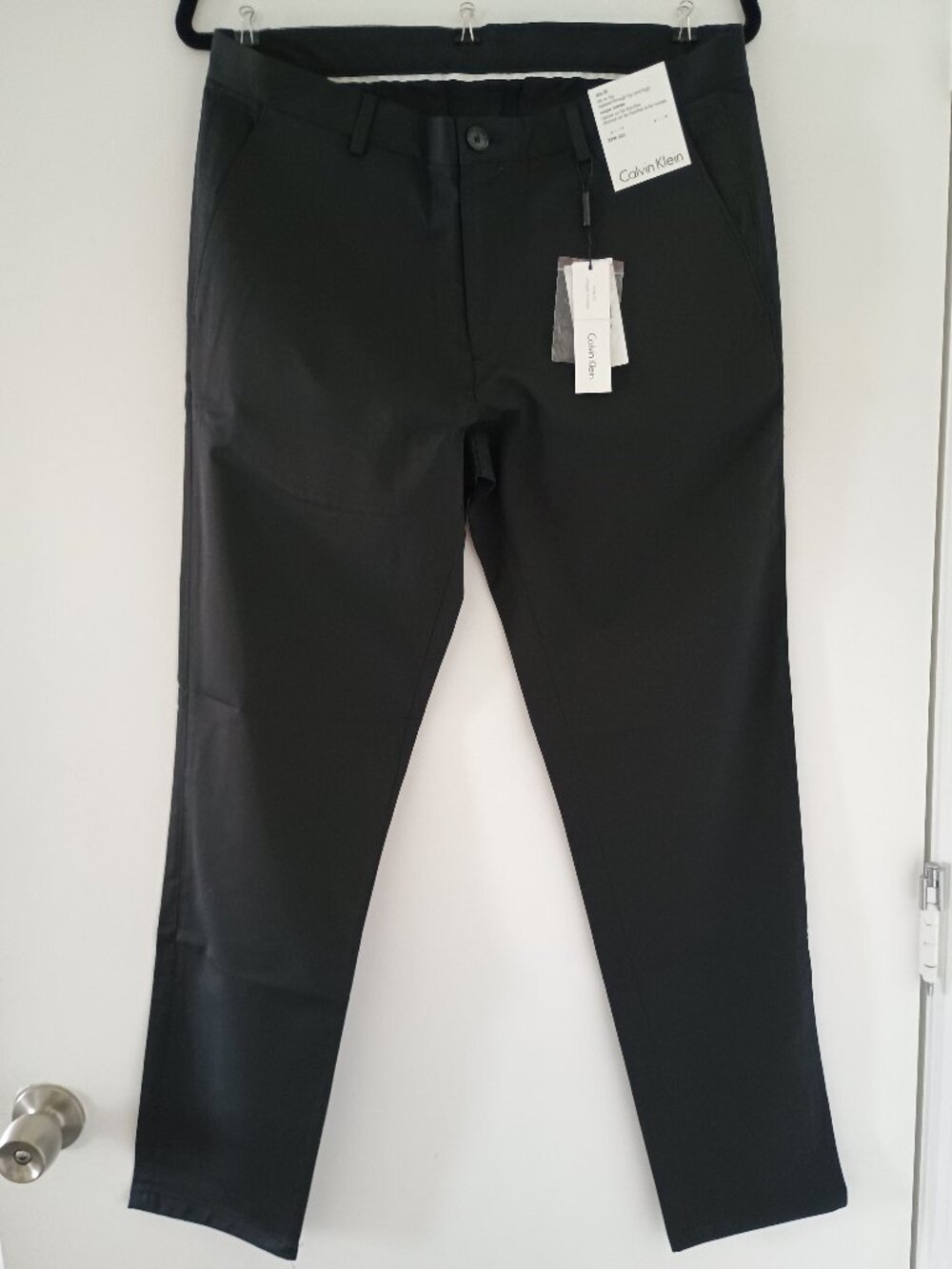 NWT Calvin Klein Men’s Signature Slim Fit 32W 32 L